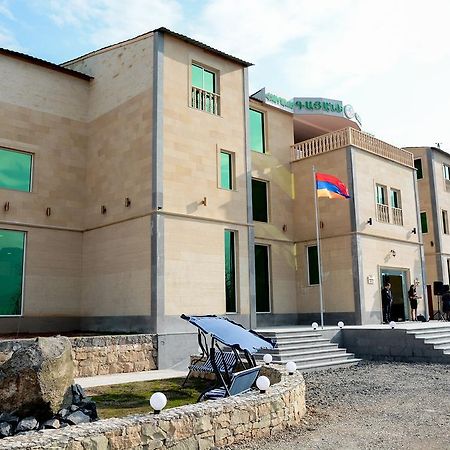 אלוורדי Gayane Hotel מראה חיצוני תמונה