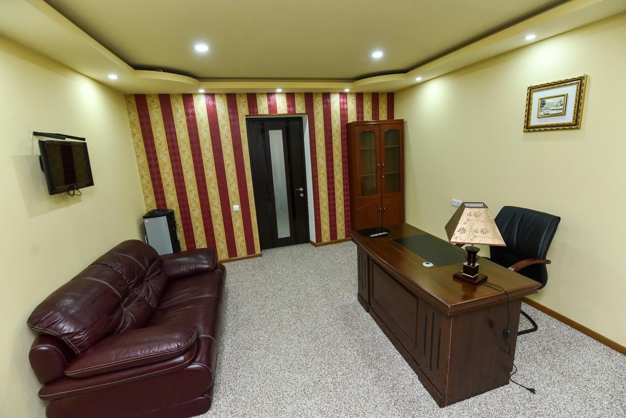 אלוורדי Gayane Hotel מראה חיצוני תמונה