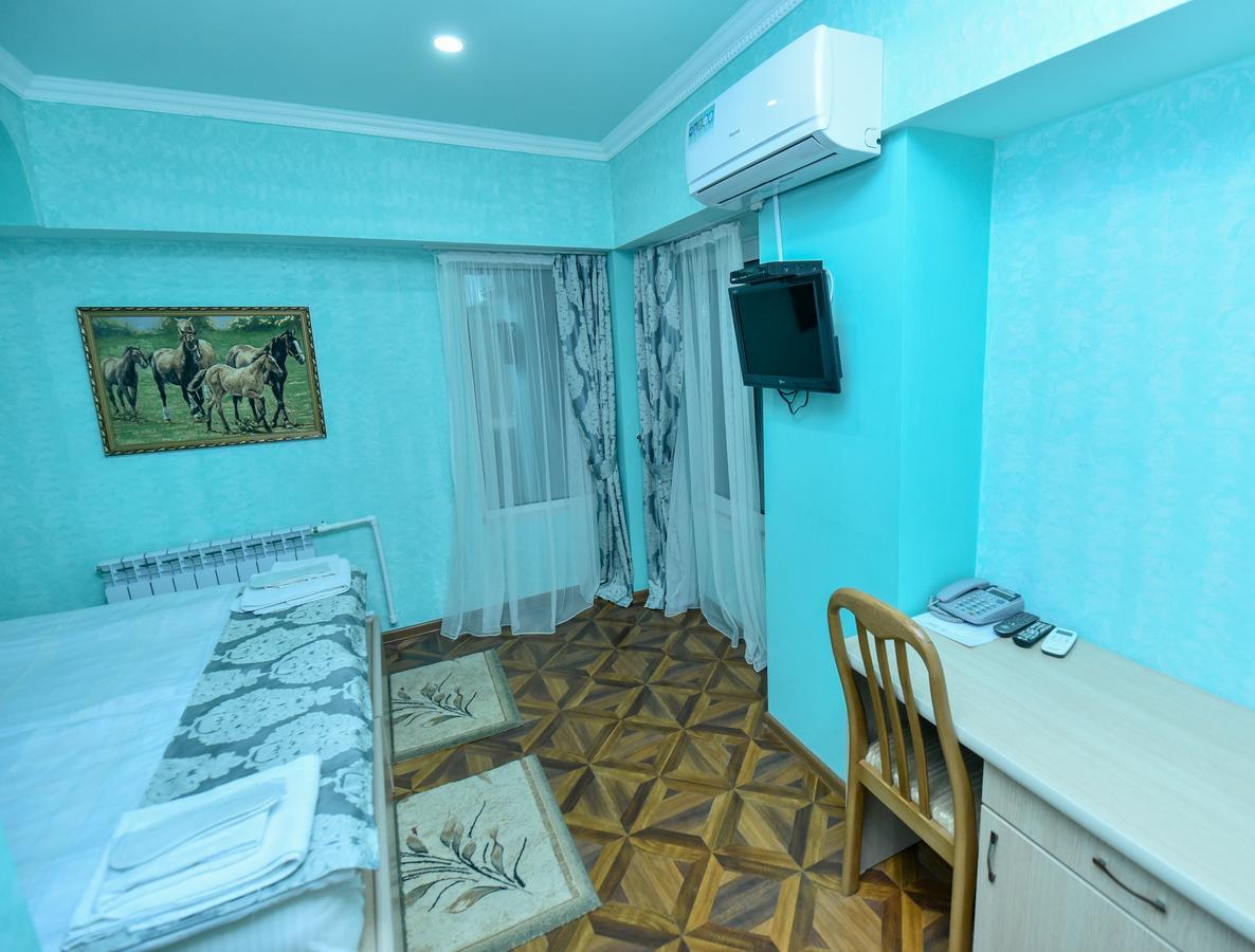 אלוורדי Gayane Hotel מראה חיצוני תמונה