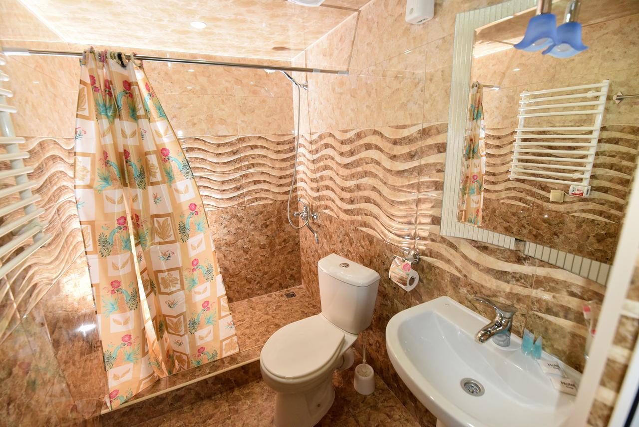 אלוורדי Gayane Hotel מראה חיצוני תמונה