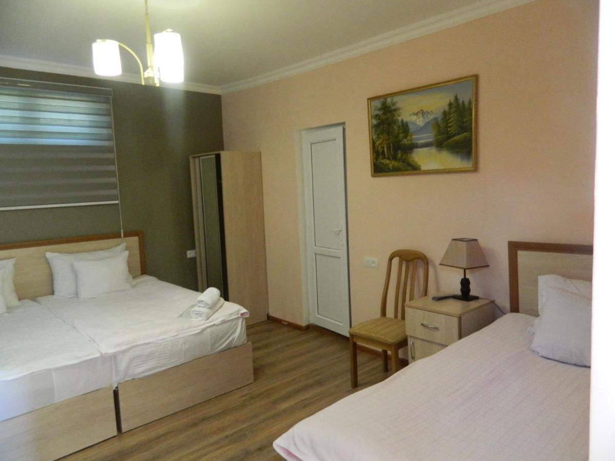אלוורדי Gayane Hotel מראה חיצוני תמונה